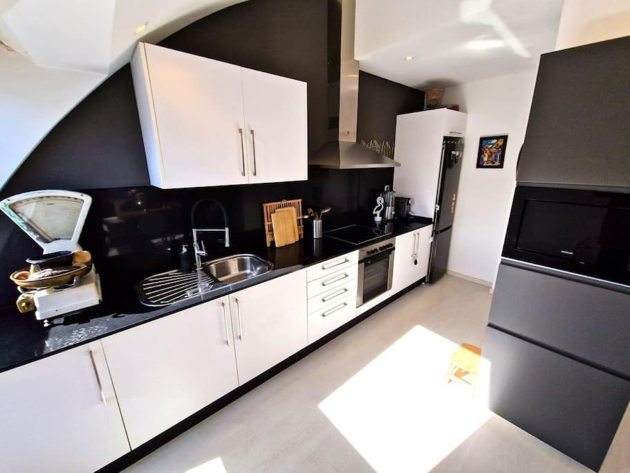 Apartamento Deluxe Vistas Al Mar Burela Eksteriør bilde