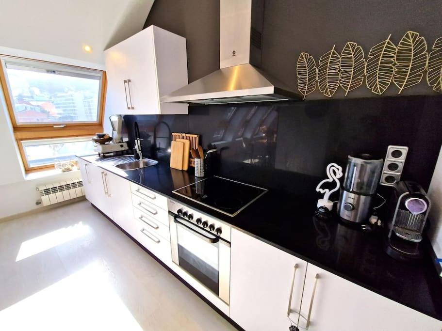 Apartamento Deluxe Vistas Al Mar Burela Eksteriør bilde